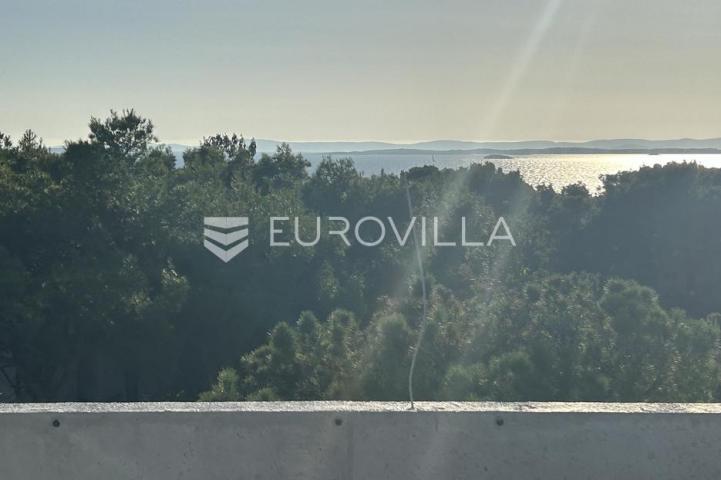 Biograd na moru, Pakoštane, Apartman S5, D, s krovnom terasom i pogledom na more