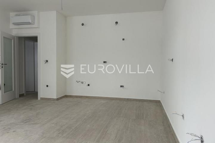 Biograd na moru, Pakoštane, Apartman S5, D, s krovnom terasom i pogledom na more