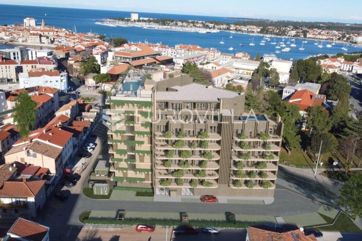 Istra, Umag, Green Tower Residence, trosoban apartman s terasom na 4. katu