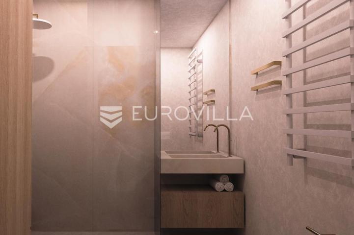 Istra, Umag — Green Tower Residence, moderan jednosoban stan s terasom na 4. katu