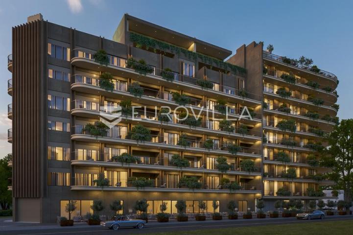 Istra, Umag, Green Tower Residence, trosoban apartman s terasom na 3. katu