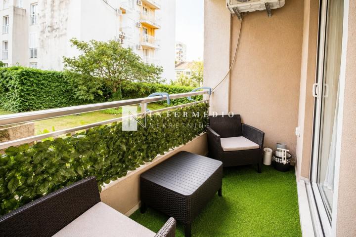 Modern One-Bedroom Apartment for Sale in Herceg Novi – Topla 1, 200m from the Se