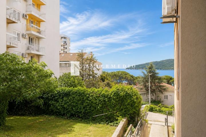 Modern One-Bedroom Apartment for Sale in Herceg Novi – Topla 1, 200m from the Se
