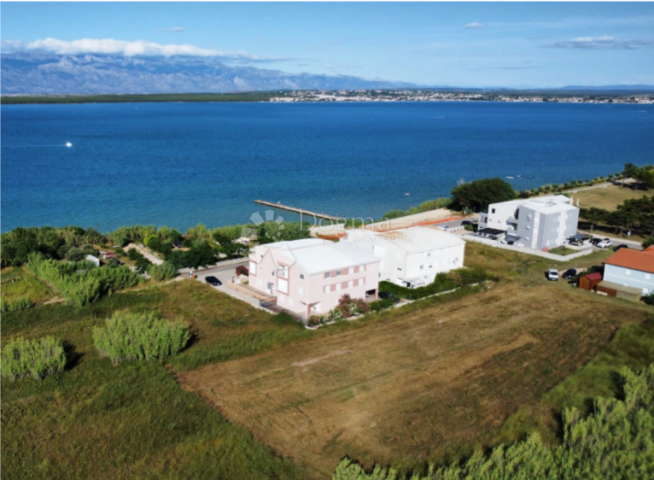 Investicijska prilika-građevinska dozvola 50m od pješčane plaže