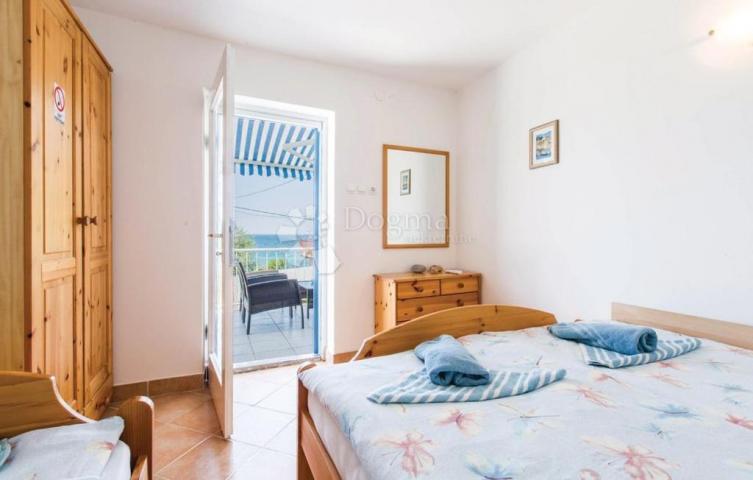 Umag okolica, kamena kuća 2 red mora