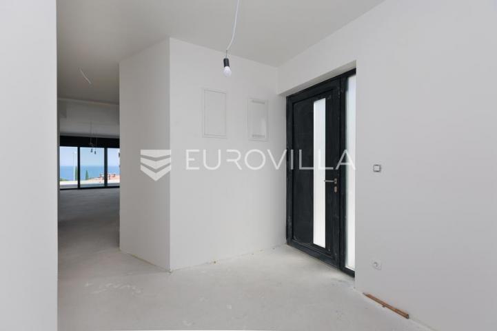 Lovran, Centar, ekskluzivna vila s bazenom i panoramskim pogledom na more