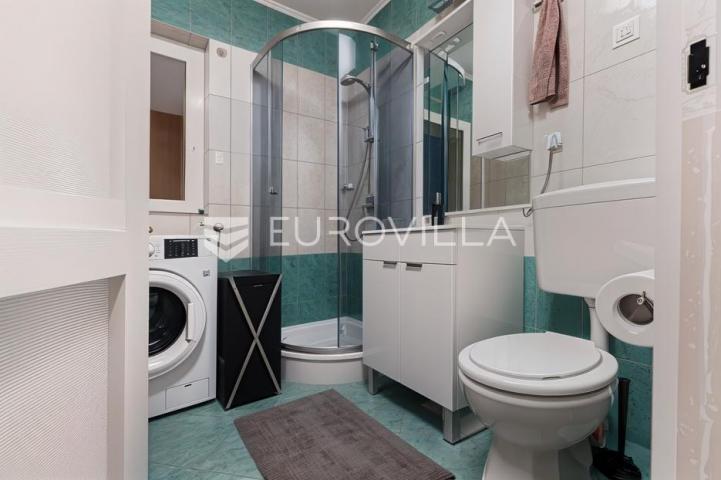 Senj, dvosobni stan od 57 m² u strogom centru