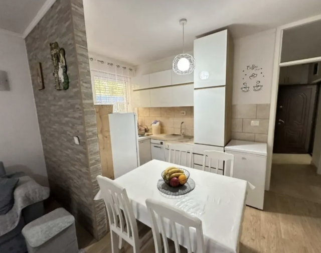 Prodaja, Stan, 48m2 , DOBROTA II
