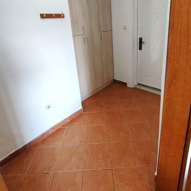 Namještena garsonjera, 28m2, Krivi most, Podgorica