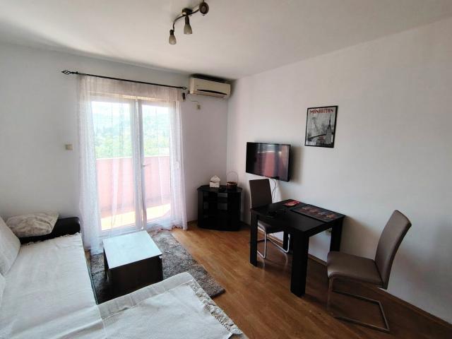Namještena garsonjera, 28m2, Krivi most, Podgorica