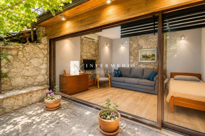 PRODAJA – Trosoban stan na Savini, Herceg Novi