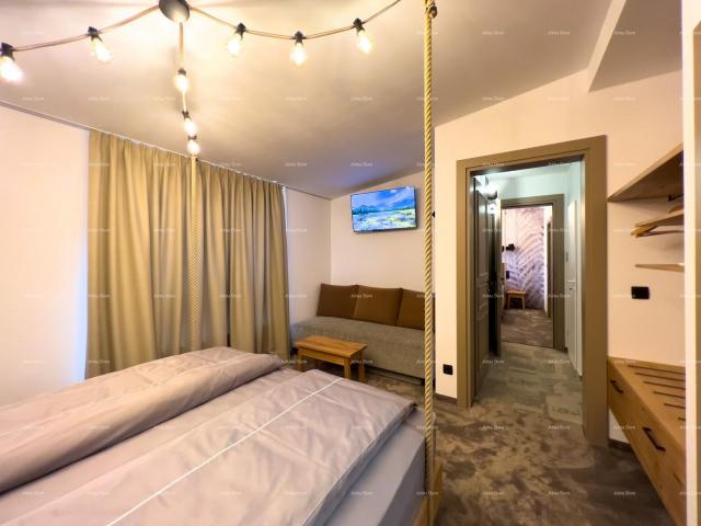 Poslovni prostor Potpuno nov bed and breakfast u centru Pule!