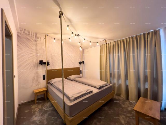 Poslovni prostor Potpuno nov bed and breakfast u centru Pule!