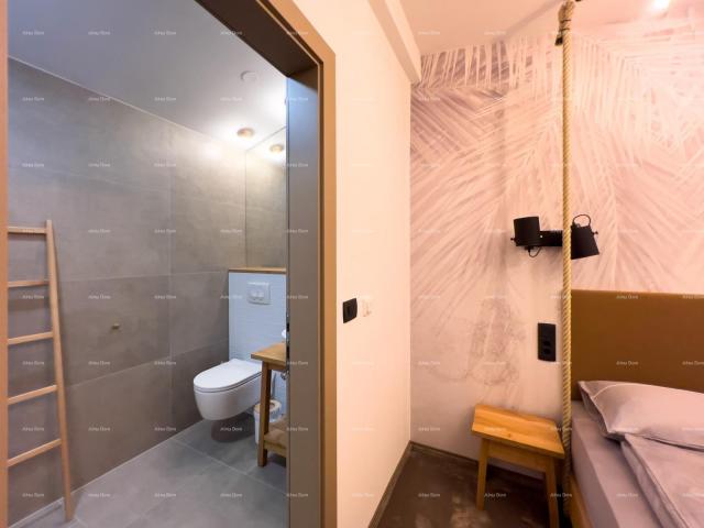 Poslovni prostor Potpuno nov bed and breakfast u centru Pule!
