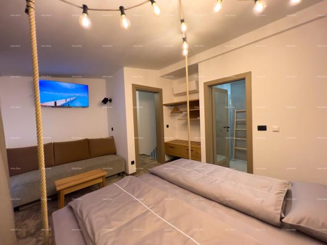 Poslovni prostor Potpuno nov bed and breakfast u centru Pule!