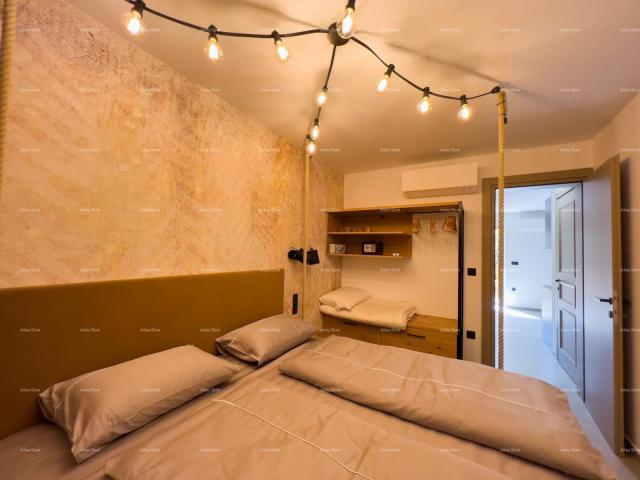 Poslovni prostor Potpuno nov bed and breakfast u centru Pule!