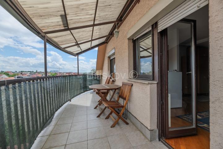 Prodaja, Gajnice, dvosoban stan površine 46 m² na 3. katu, bez lifta 
