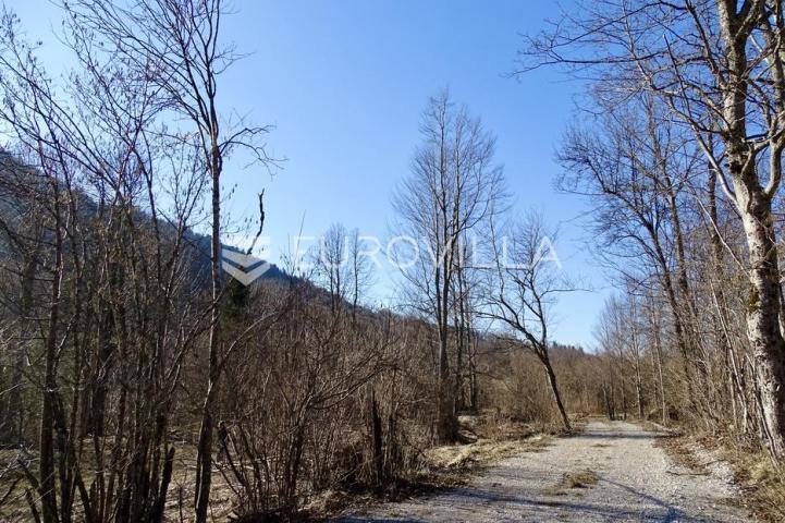 Delnice, poljoprivredno zemljište površine 2694 m²
