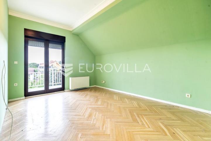 Remete, objekt 1.050 m², idealan za vrtić/dom