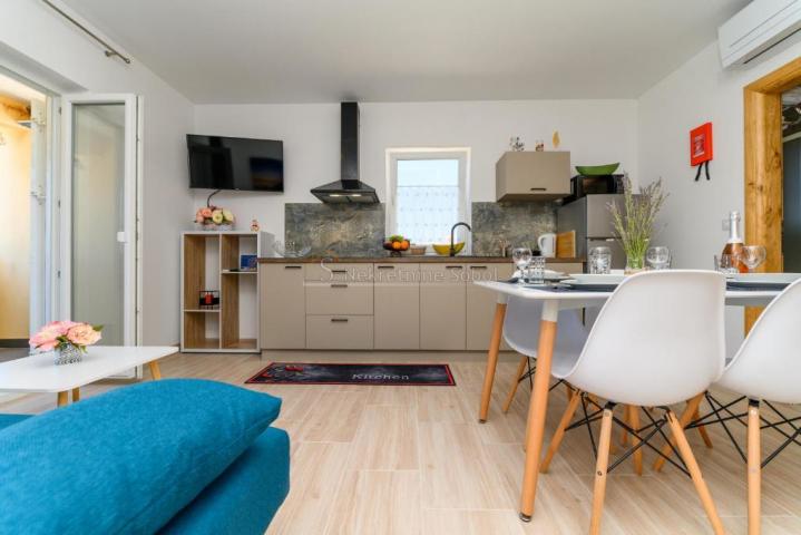 Miholašćica, Otok Cres - Kuća, 200 m2
