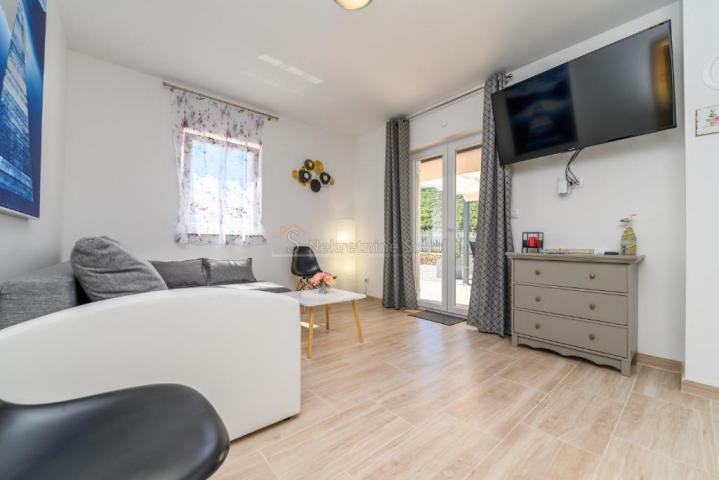 Miholašćica, Otok Cres - Kuća, 200 m2