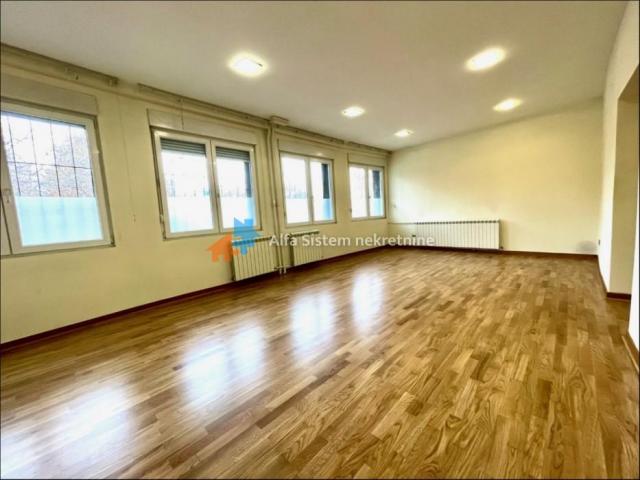 Fotografija stana 3 od 22