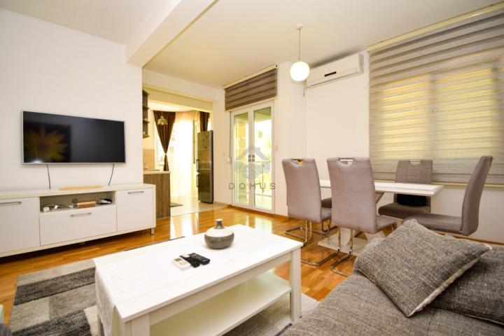 Dvosoban stan 75m2 + parking, Ljubović - Podgorica