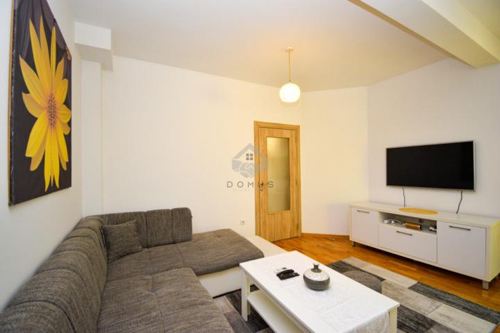 Dvosoban stan 75m2 + parking, Ljubović - Podgorica