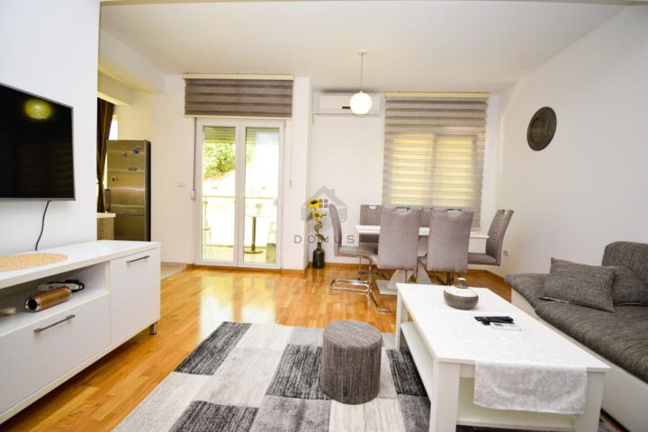 Dvosoban stan 75m2 + parking, Ljubović - Podgorica