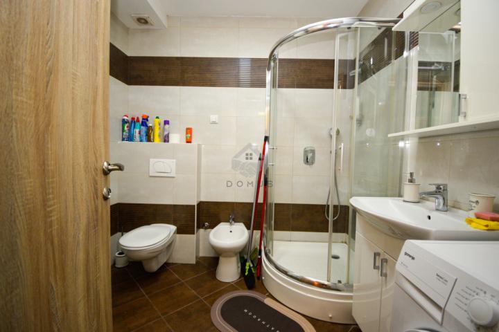 Dvosoban stan 75m2 + parking, Ljubović - Podgorica