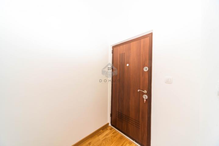 Jednosoban stan 43m2 + garaža, Zagorič - Podgorica