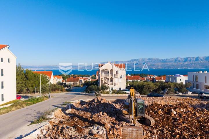 Brač, Supetar, dvosoban penthouse s predivnim pogledom