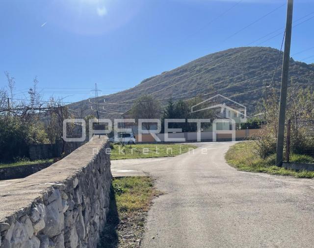 Građevinsko zemljište na mirnoj lokaciji, Konjsko, općina Klis