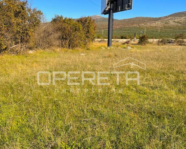 Građevinsko zemljište na mirnoj lokaciji, Konjsko, općina Klis
