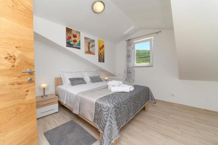 Miholašćica, Otok Cres - Kuća, 300 m2