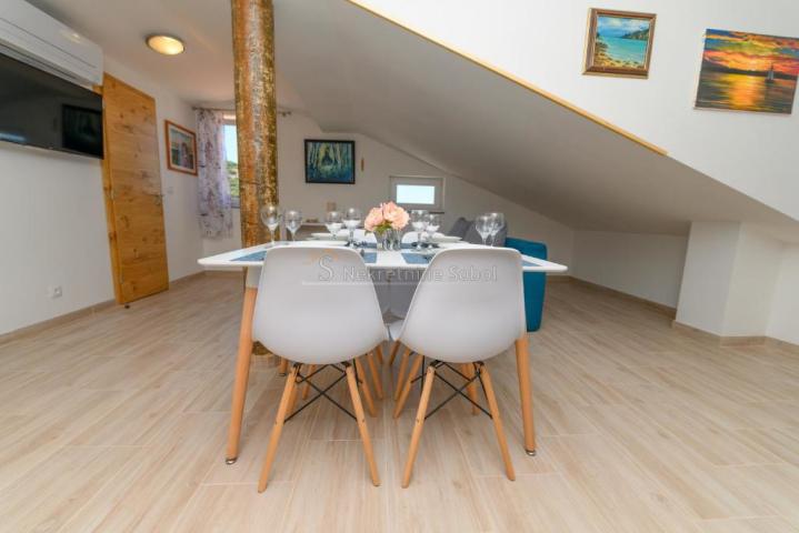 Miholašćica, Otok Cres - Kuća, 300 m2