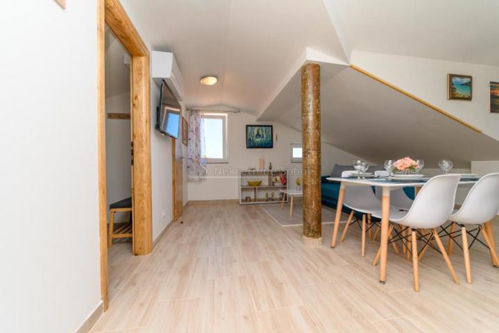 Miholašćica, Otok Cres - Kuća, 300 m2