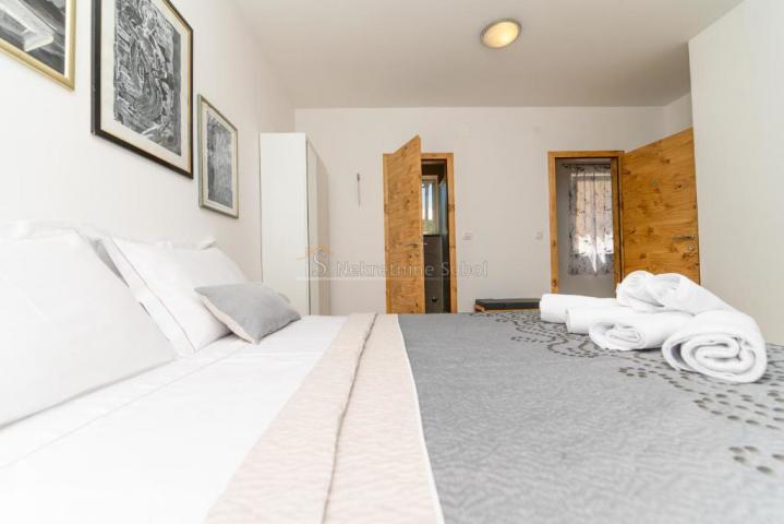 Miholašćica, Otok Cres - Kuća, 300 m2