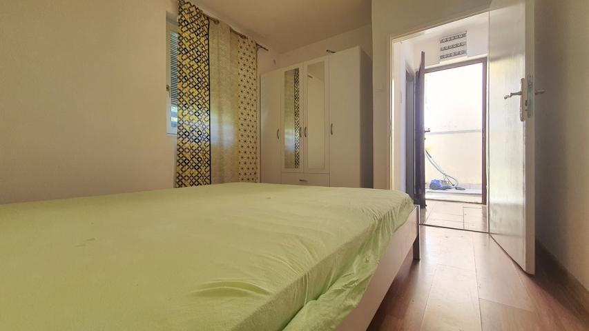 For sale apartment in Herceg Novi with sea view