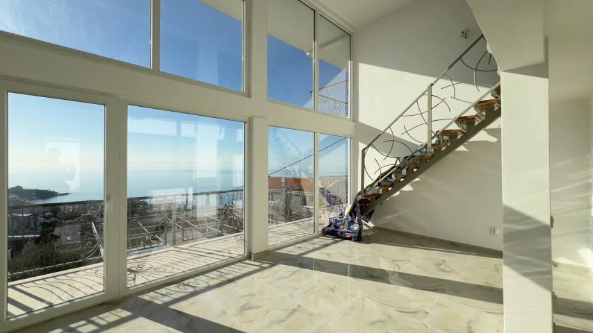 Apartments with panoramic sea views in Dobra Voda