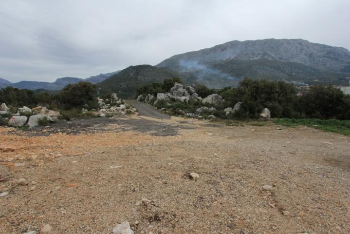 Plot in Dobra Voda