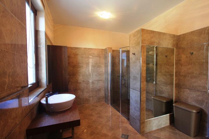 Luxurious villa in Petrovac