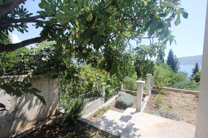 Villa in Baosici with sea view
