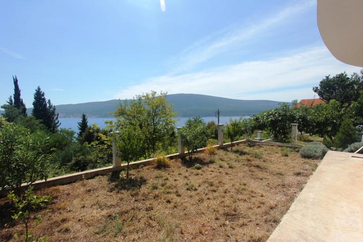 Villa in Baosici with sea view