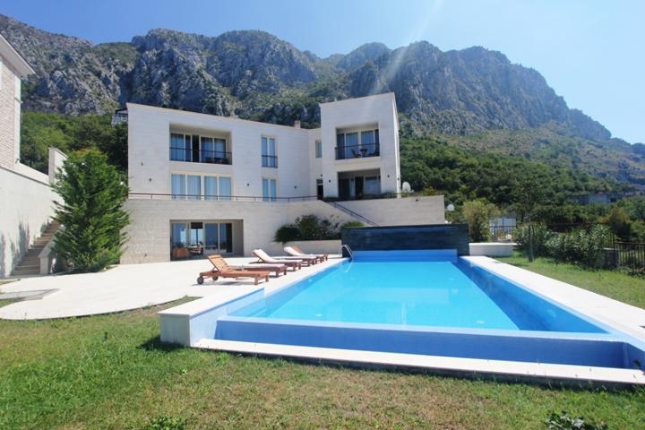 Luxurious Three Bed Private Villa Blizikuce Montenegro