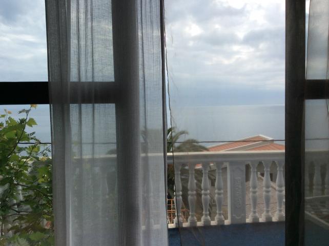 Fully Furnished Threey Storey House In Dobre Vode