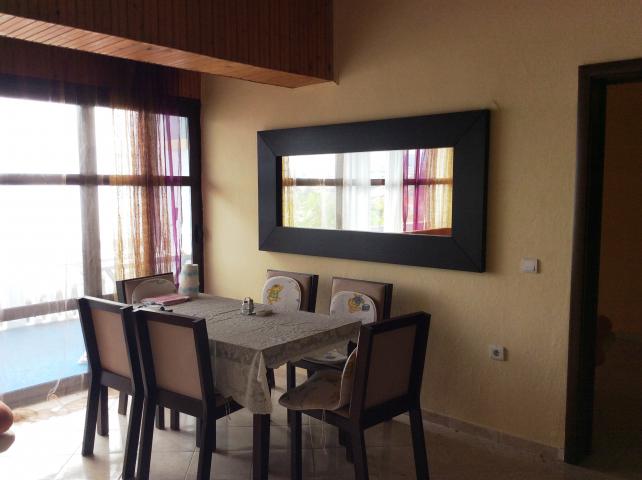 Fully Furnished Threey Storey House In Dobre Vode