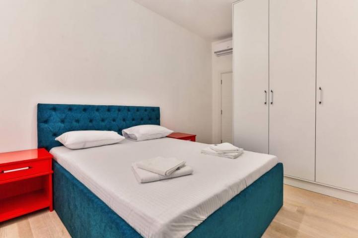 Three-bedroom apartment in Becici, 86m²