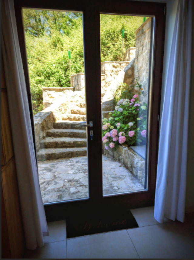 Villa in Rustovo with 5 Bedrooms, 392 m²