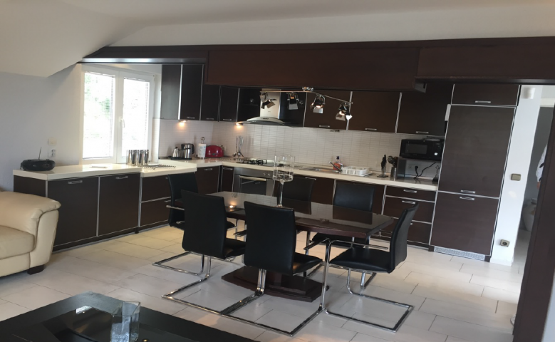 Breathtaking Villa with big pool and yard for sale in Tivat